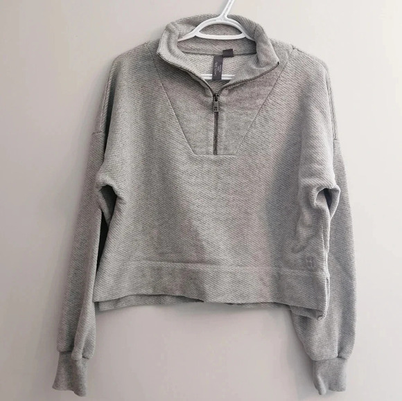 Sweaty Beatty Nestle Up Half Zip Cropped  Pullover Sweatshirt in Gray Marle XS - Picture 4 of 16